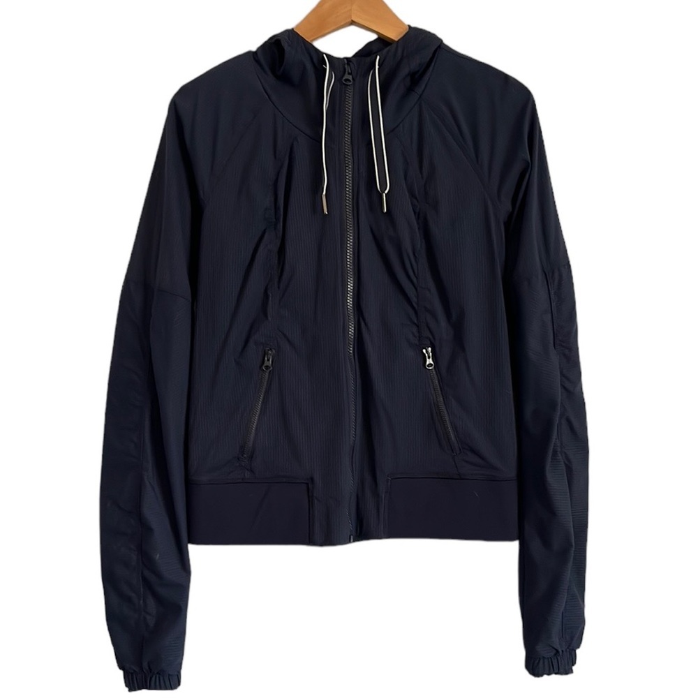 Excellent condition! Lululemon athletica jacket.